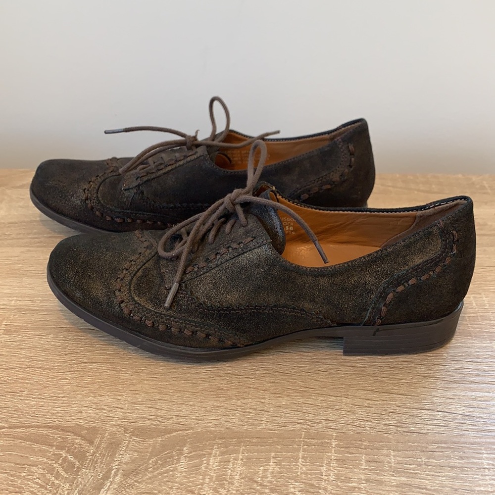 Earthies Lisbon Rock Oxfords Pearlized Suede
